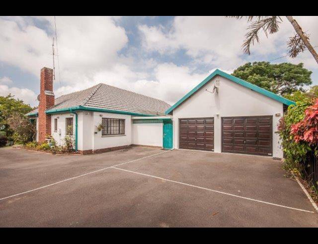4 BEDROOM HOUSE FOR SALE IN ATHOLL HEIGHTS
